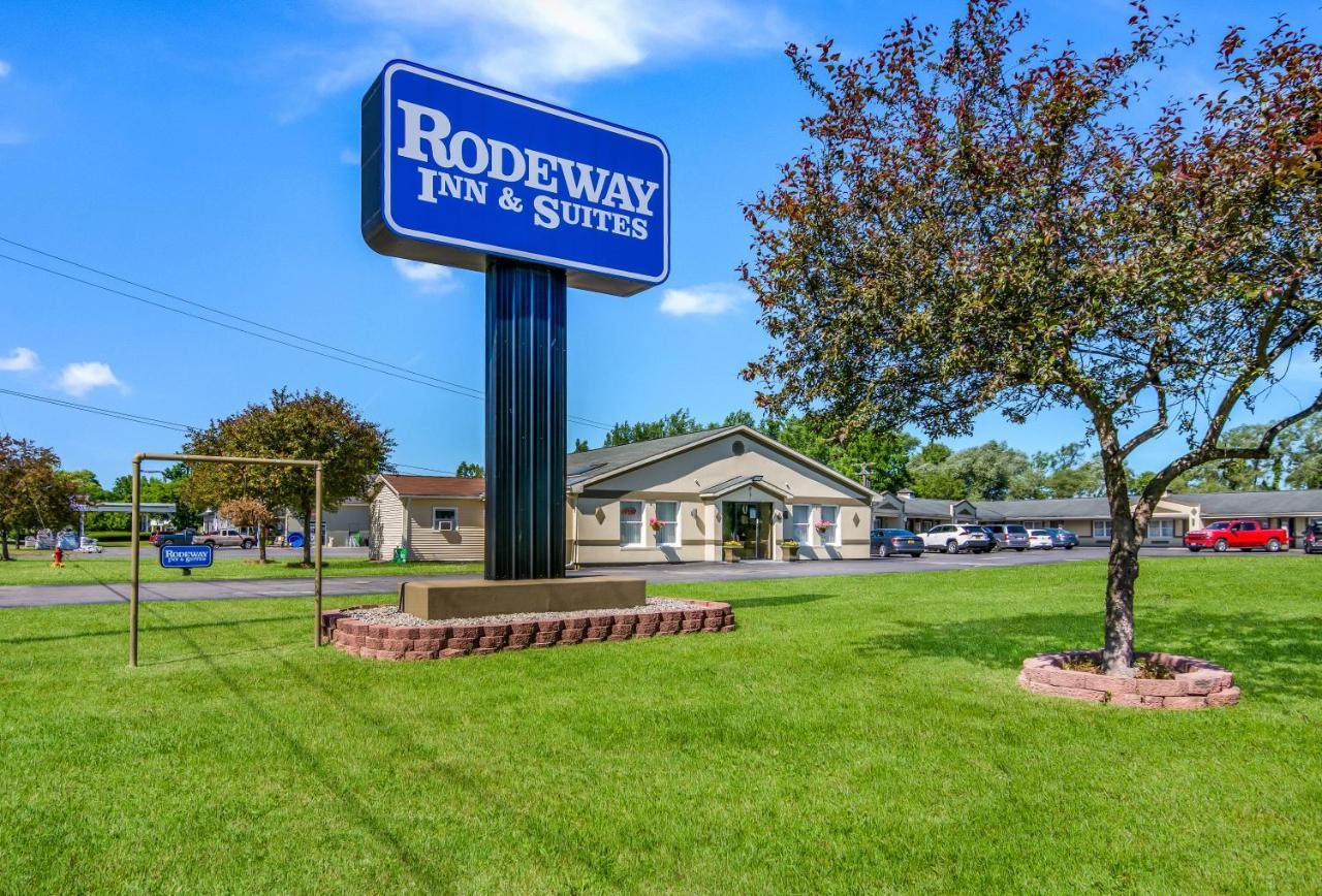 Rodeway Inn Weedsport Ngoại thất bức ảnh