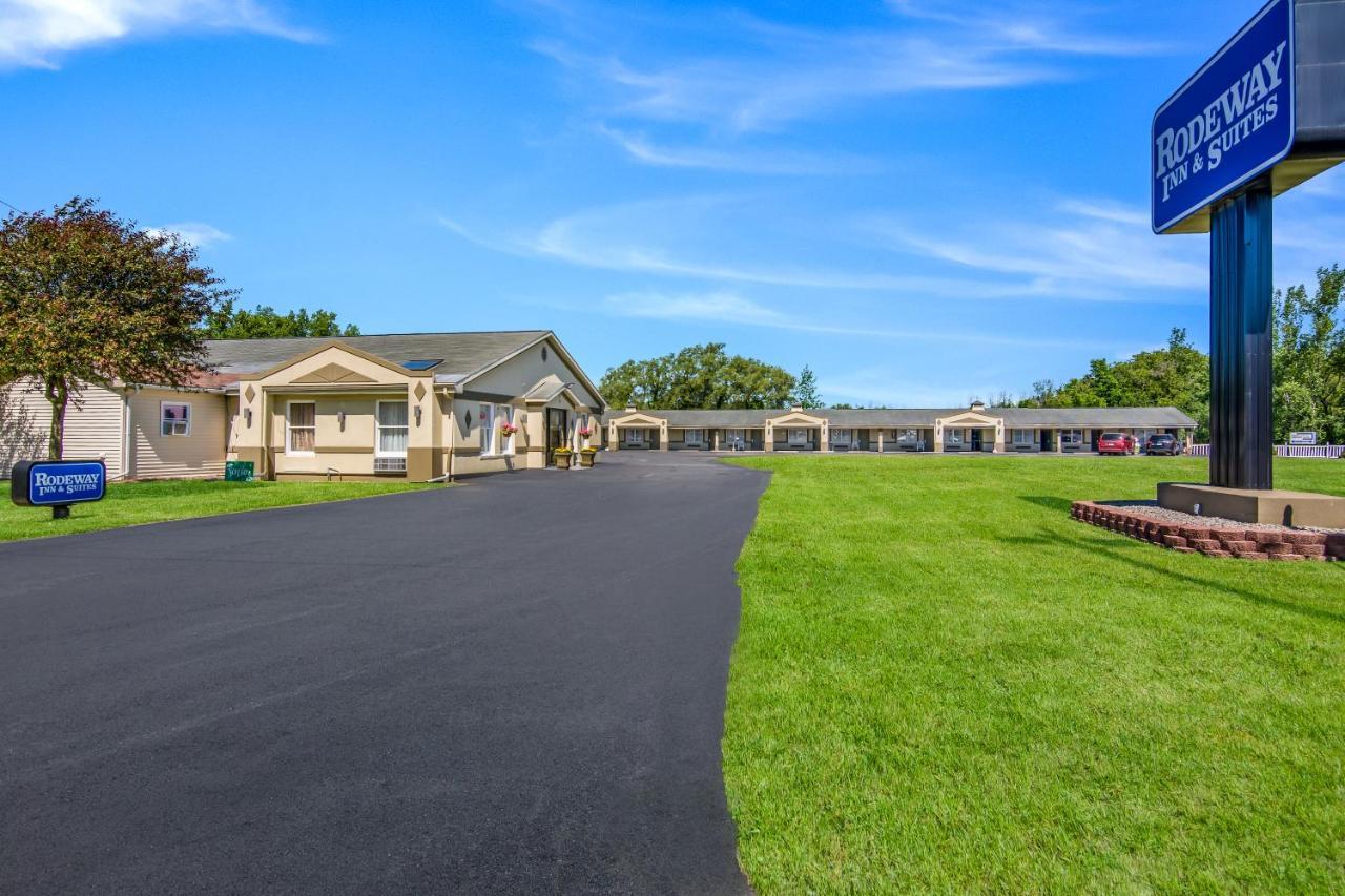 Rodeway Inn Weedsport Ngoại thất bức ảnh